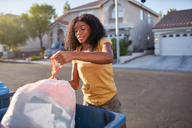 Best Trash Removal Near Me  in Pemberwick, CT