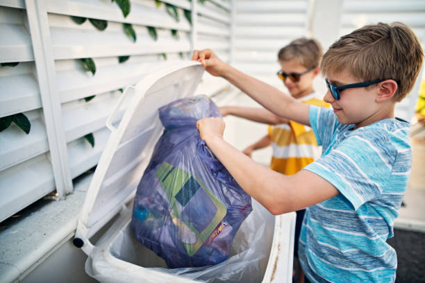 Best Construction Debris Removal  in Pemberwick, CT
